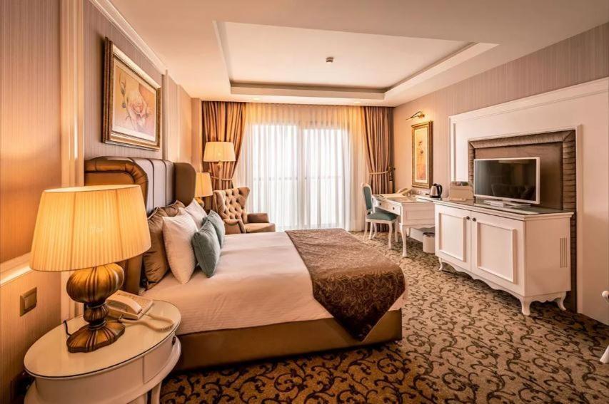 Vuni Palace Premium Hotel & Spa & Casino Beachfront Location ! Kyrenia  Luaran gambar