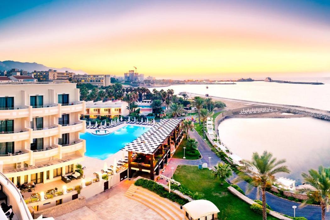 Vuni Palace Premium Hotel & Spa & Casino Beachfront Location ! Kyrenia  Luaran gambar